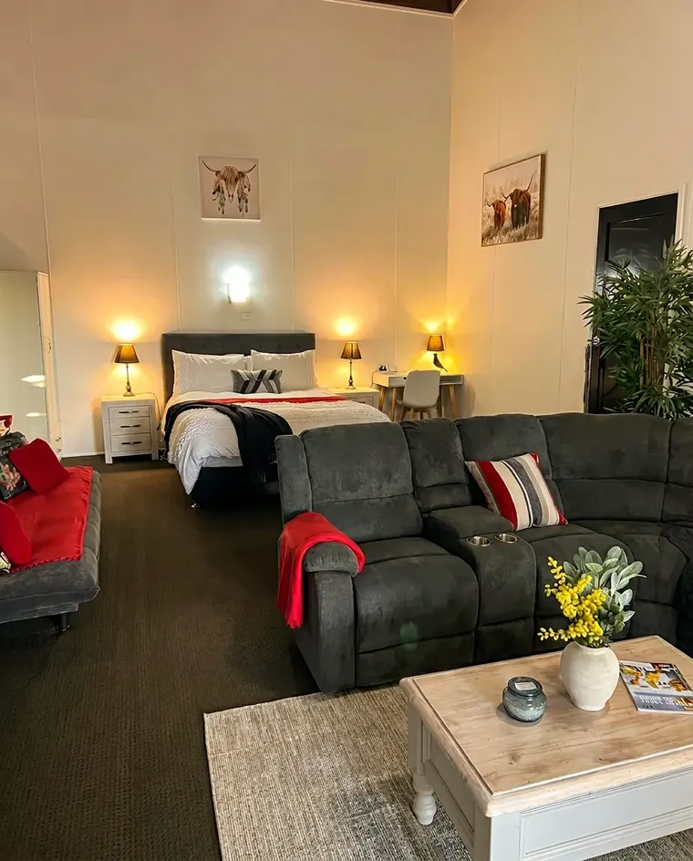 Studio Apartment at Longhorn Ranch Apartments in Orbost, VIC - self-contained accommodation